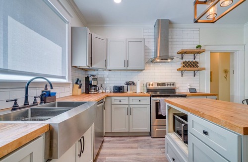 Central Midtown House | NEW❤️ of Midtown/Near Overton/Free Uber Eats