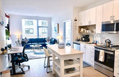 Potomac West Apartment | New! Old Town Alexandria-DCA-AmazonHQ-Nat'l Harbor