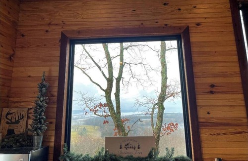 Hermann Cabin | NEW! Out On A Limb Treehouse