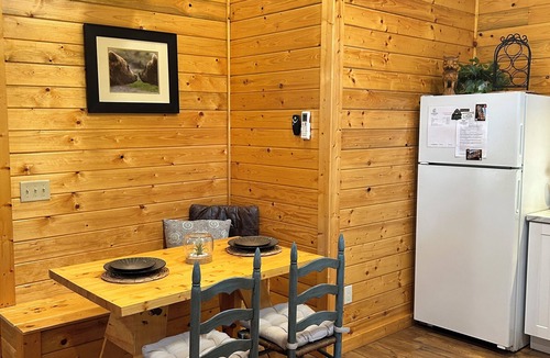 Broken Bow Cabin | NEW Owner! Cottage by Lock & Key Cabins, Broken Bow, OK