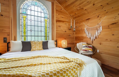 Ithaca Hotel | New Park Event Venue & Suites