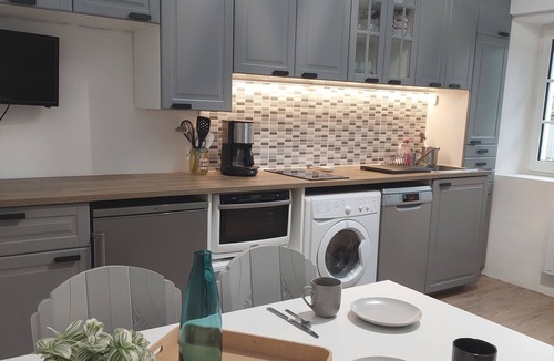 Locronan Cottage | New! Penty Breton Locronan