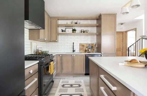 Dover Bay House | New Pet Friendly Upscale Dover Bay Bungalow