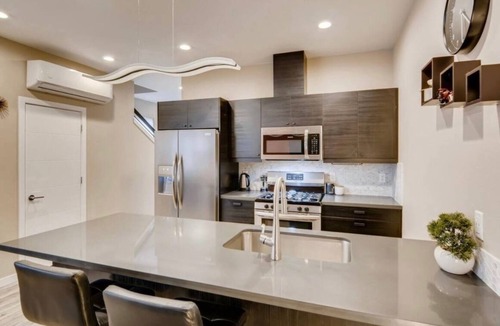 Hillsboro House | New Place 4BR close to Nike, Intel (2)