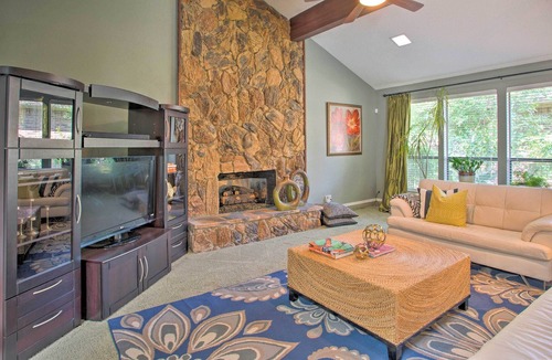 Plano House | NEW-Plano Home w/Patio-17Min to Crayola Experience