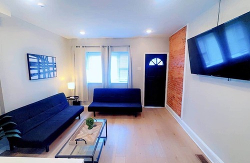 Point Breeze House | New Point breeze ,4 bedroom.