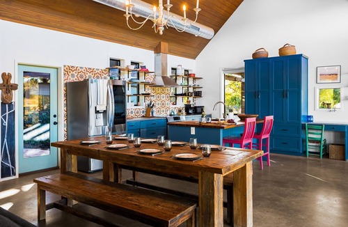 Driftwood House | NEW Pool, Fire Pit, Grill, Ping Pong, Views on Stunning 5-Acre Retreat!