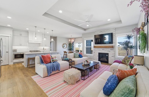 Waukee House | NEW POOL! Includes sauna, hot tub, exercise room. Sleeps 14; 3 full baths.