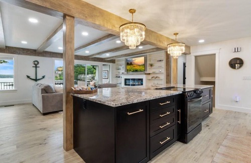 Osage Beach House | NEW! POOL OPEN APRIL 1ST! Hot Tub Sauna Sleeps 20!