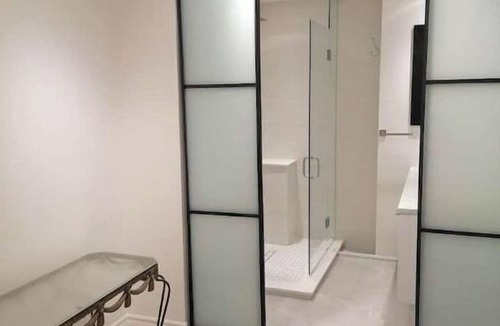 Milton House | New private modern apartment basement in Milton
