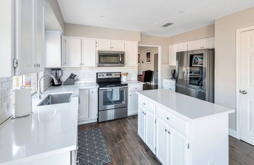 Universal City House | NEW! Private Pool Oasis, 2 Patios, Games & Charm – 5 Mins to Randolph AFB