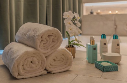 Lucerne Apartment | NEW! Private Spa-Suite in Luzern