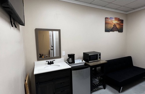 Glen Iris Apartment | New private suite inside the loft building apartments .