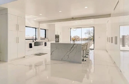 Ardmore House | New! Pure Luxury W Private Indoor Pool/Spa Near Sandy Beach!