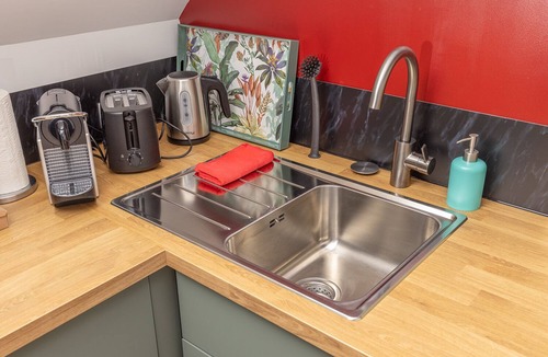 Saint-Louis Apartment | New, quiet apartment close to Basel