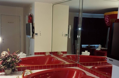 Bridgeview Hotel | New Relax INN