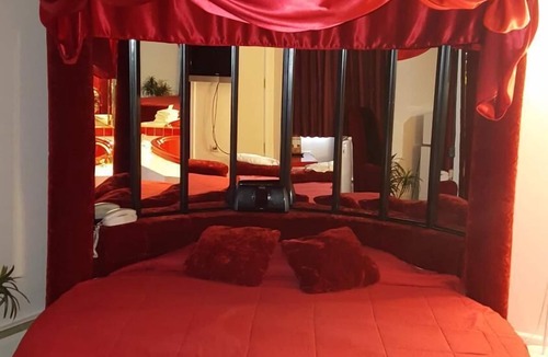 Bridgeview Hotel | New Relax INN