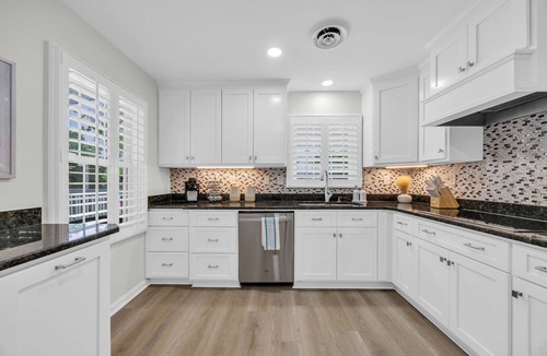 Ocean Drive House | New! Relax & Play/Private Hot Tub Arcade