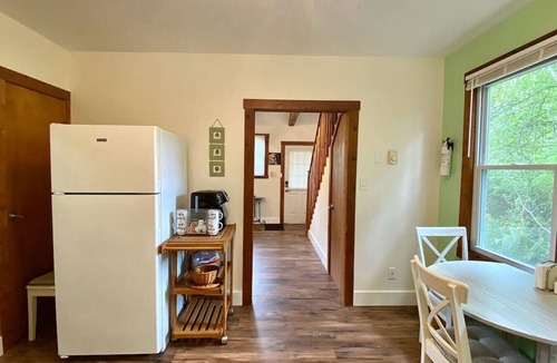 Hurleyville House | New! Relaxing Agrihood Bungalow Getaway-Fireplace/WiFi
