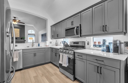 Wellborn House | NEW! Relaxing College Station Retreat with Hot Tub