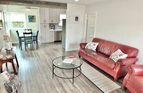 Belmont Heights House | New Remodel, Minutes to Beach, Perfect for 2