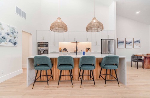 Eight Lakes House | New Remodel! Pool, Spa & Tiki | Thunderbird Lake