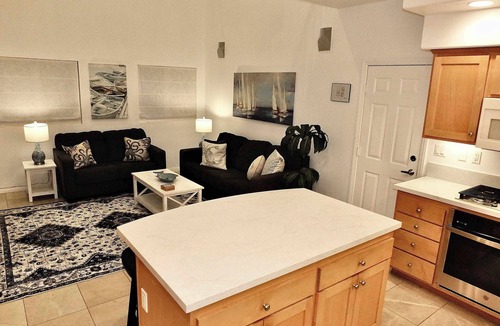 Belmont Shore House | New Remodel Rooftop Deck World Cup Sleeps 8+