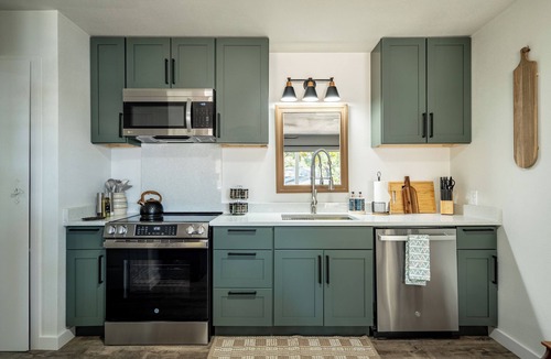 Cedar Creek Reservoir House | New! Remodeled Lakefront Home: Hot Tub/Kayak: Book Now - Have Fun!