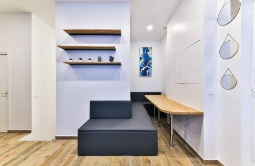 Saint-Vincent-de-Paul Apartment | New&Renovated in heart of PARIS- 6pers