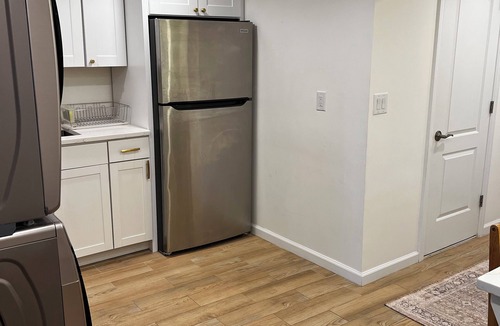 Woodland Park Apartment | New Renovated, Luxury 1-bedroom apartment with AC in Woodland Park