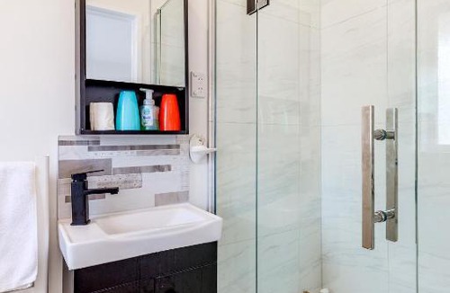 Greenlane Villa | New Renovation house in Greenlane