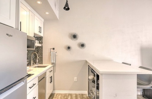 The Meadows Condo | NEW! Restful condo Pond & Golf Views The Meadows