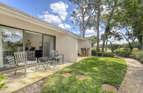 The Meadows Condo | NEW! Restful condo Pond & Golf Views The Meadows