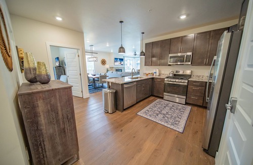 Lakeside Village Condo | New Retreat | Lake, Trails & Views