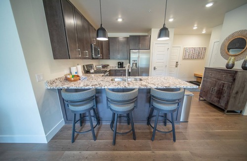 Lakeside Village Condo | New Retreat | Lake, Trails & Views
