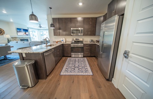 Lakeside Village Condo | New Retreat | Lake, Trails & Views