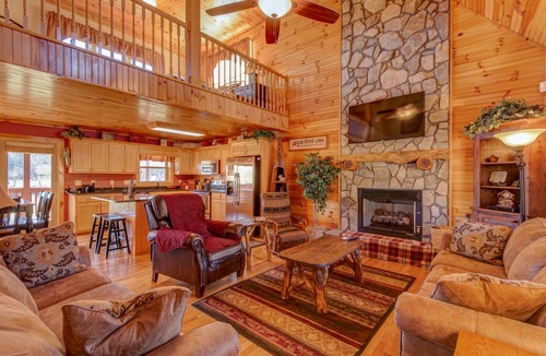 Todd Cabin | New River Ramble - riverfront with massive game room, hot tub, fire pit