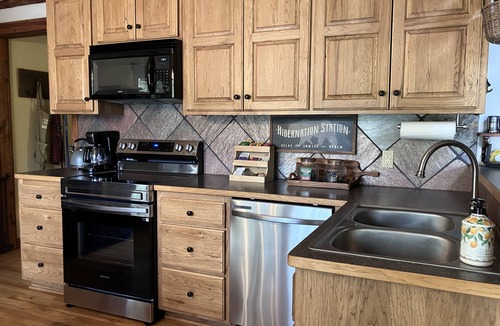 Lansing Cabin | New River secluded log cabin, Lansing/West Jefferson