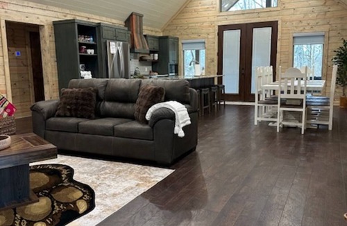 Golden Cabin | New! Riverfront, Free Firewood, Sport Fishing Pond