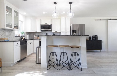 Riverside House | *NEW* Riverside Retreat w/Pool