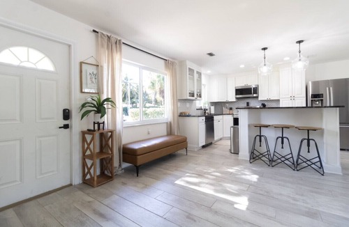 Riverside House | *NEW* Riverside Retreat w/Pool