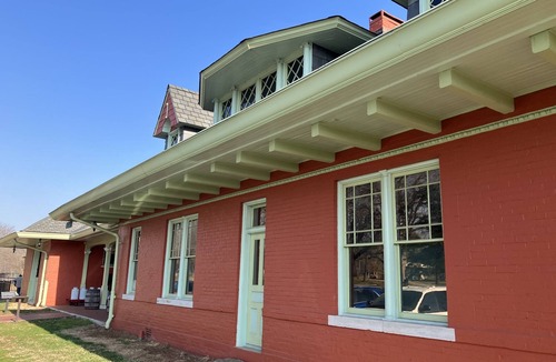 Mammoth Spring Cabin | New Romantic Secluded Cabin for two in beautiful Mammoth Spring Arkansas!
