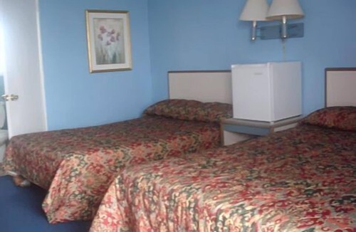 Pleasantville Hotel | New Sea Breeze Motel