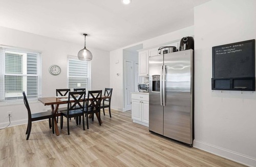 Sea Bright House | NEW! Sea Bright Gem | Steps to Beach + Parking