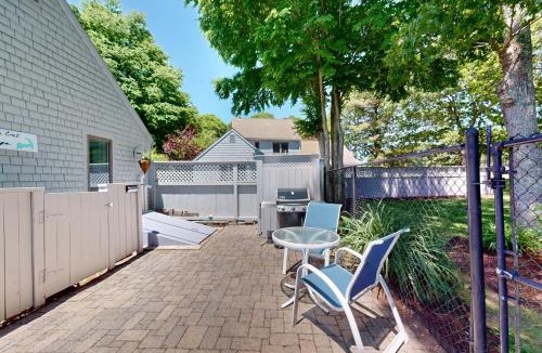 Mews Village House | New Seabury Escape