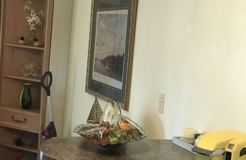 Summersea House | NEW SEABURY, REASONABLE PRICE, NICE AMENITIES, BRING KAYAK ,CANOE, ROW BOAT