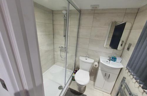 Yeading House | New Self Contained Flat,in Hayes, Free Parking