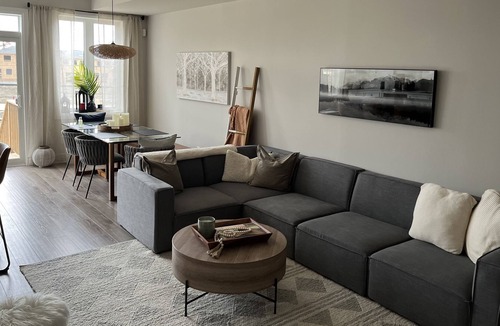 The Blue Mountains Ski Chalet | New semi detached home at the base of the Blue mountain