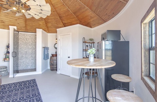 Bell County House | NEW! Silo Inn - Spice Studio Bungalow - Pets Allowed
