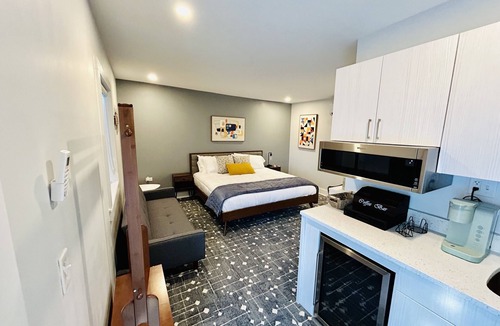 Madison Hotel | New South Motor Inn